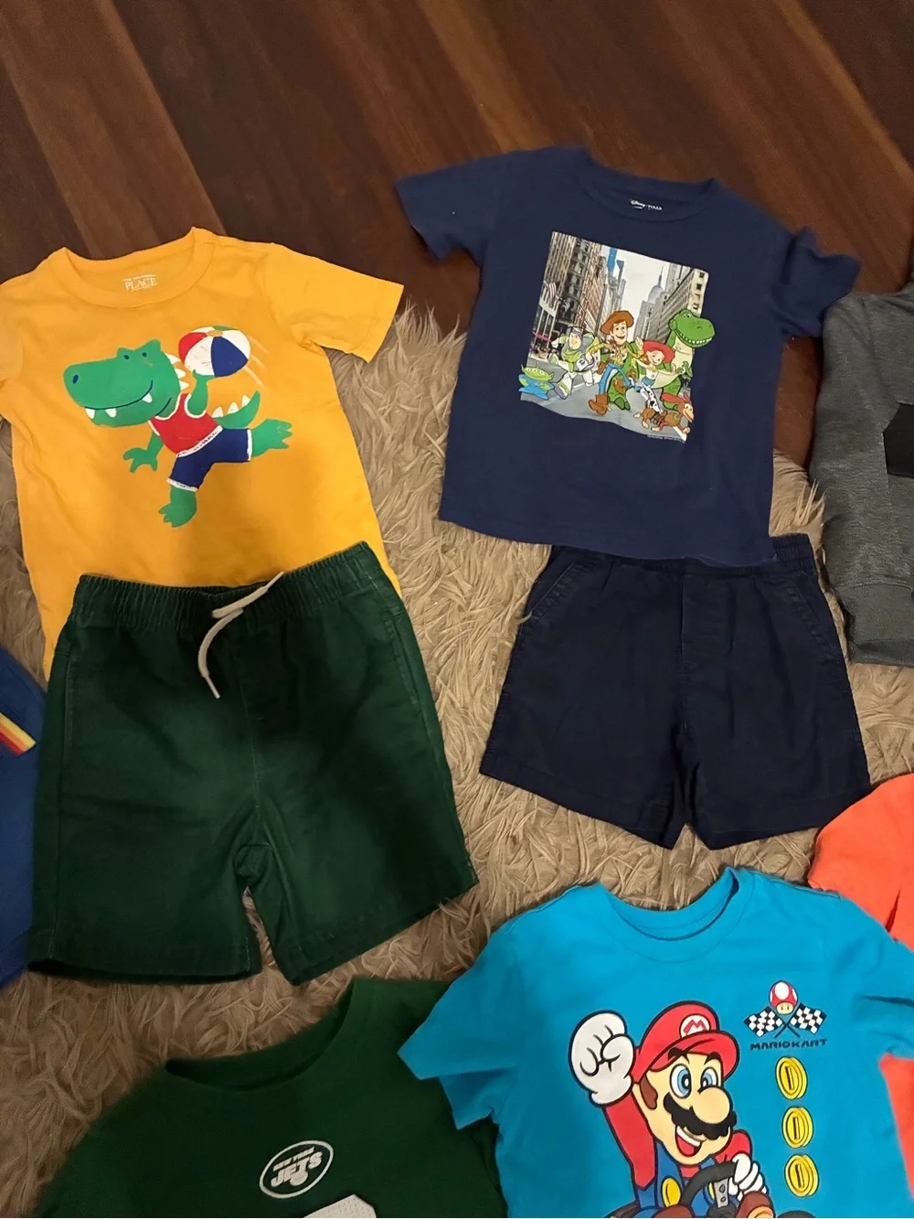 Boys shorts tshirt hoodie bundle 4T 5T Old Navy Janie Jack Gap Children’s Place